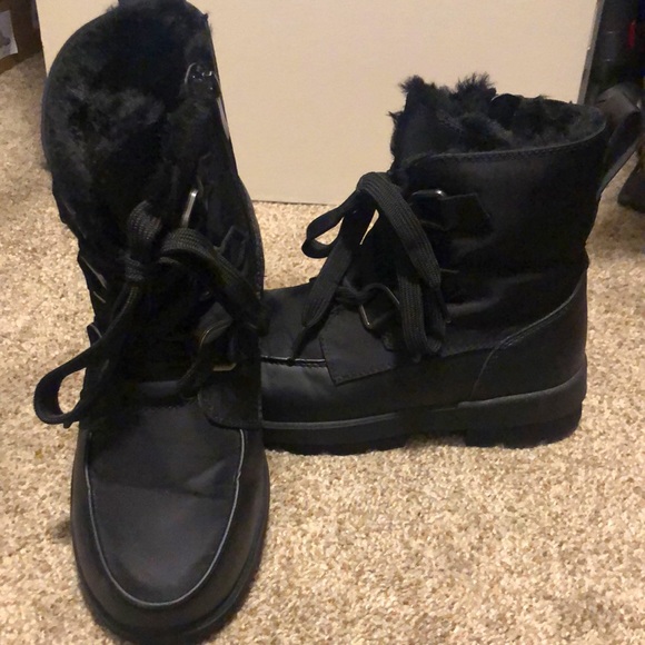 Torrid fur lined water resistant boots - Picture 3 of 13